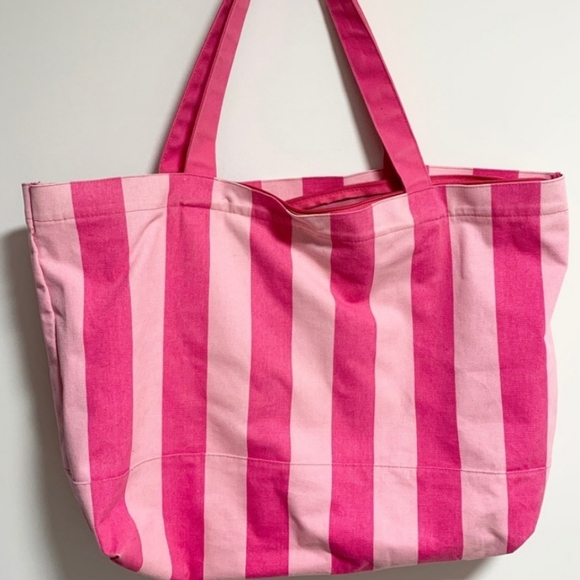 NWOT Victoria's Secret Pink Striped Weekender Bag - Picture 3 of 12